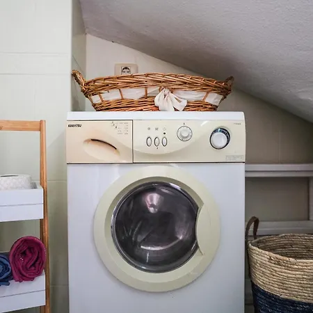 公寓 Bright House With Working Space *