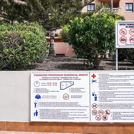 Bright House With Working Space *