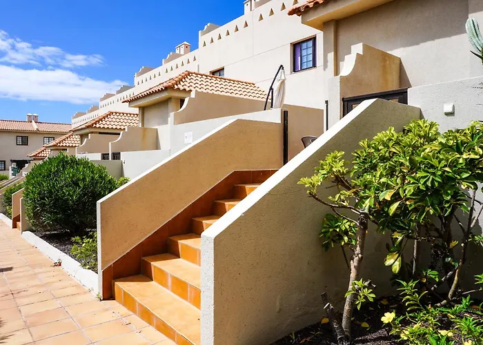 Bright House With Working Space * El Médano