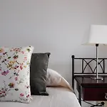 アパート Bright House With Working Space