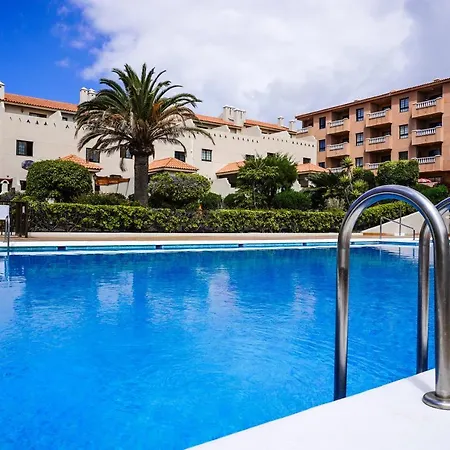 Bright House With Working Space El Medano (Tenerife)
