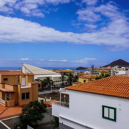 Apartamento Bright House With Working Space