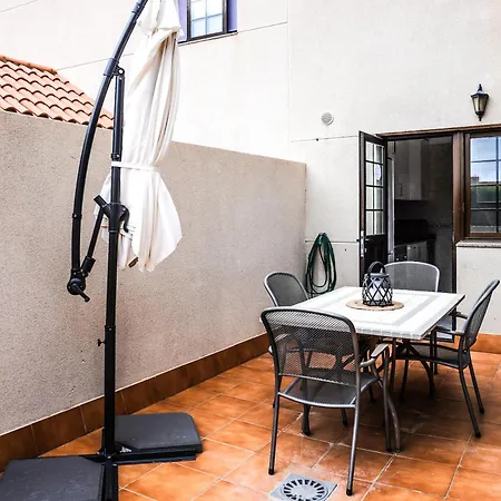 Bright House With Working Space El Medano (Tenerife)