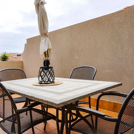 Bright House With Working Space Apartment El Medano (Tenerife)