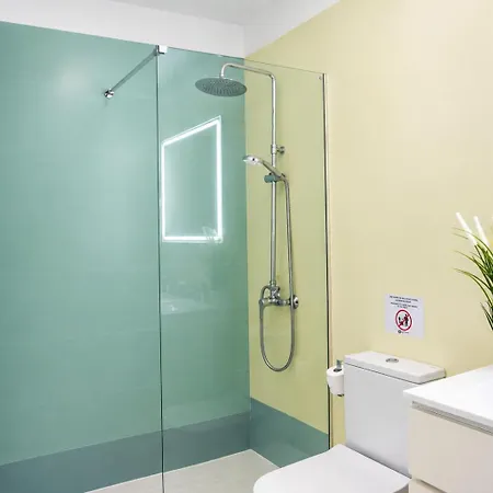 Bright House, Pool & Workspace Near Medano Ελ Μέντανο