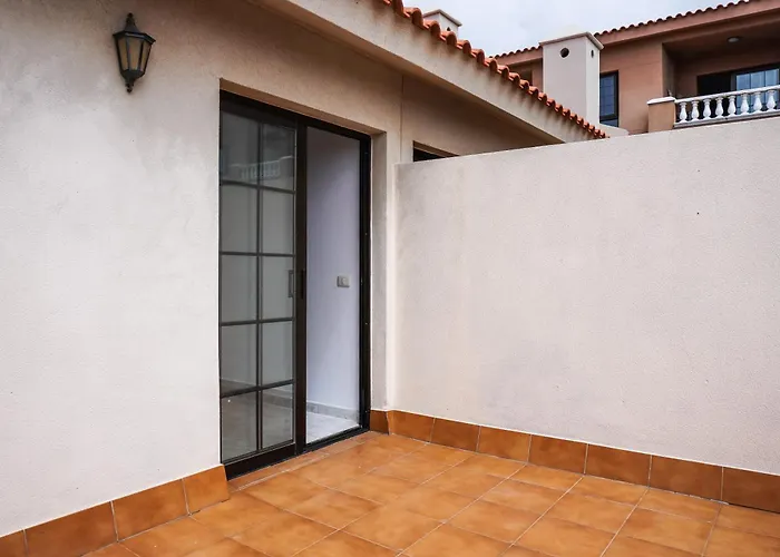 Bright House With Working Space Apartament El Médano