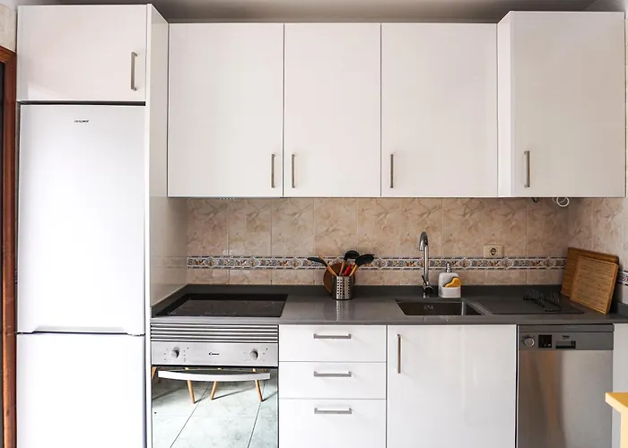 Apartament Bright House With Working Space